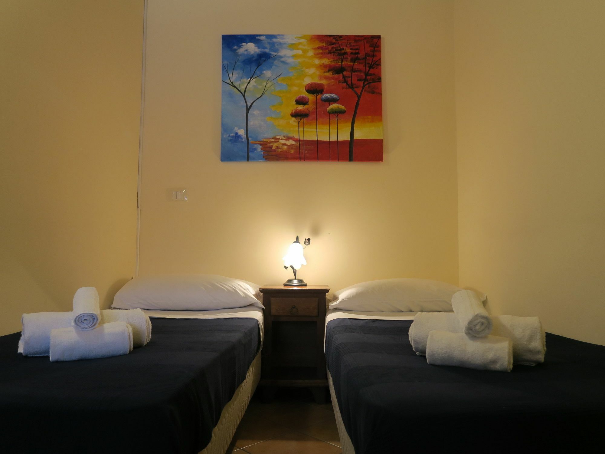 Cortile Dei Sogni Apartment Катания Екстериор снимка