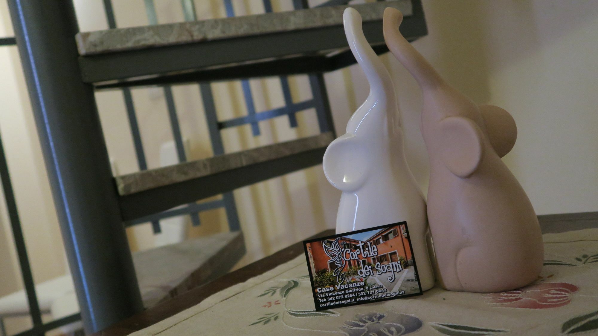 Cortile Dei Sogni Apartment Катания Екстериор снимка